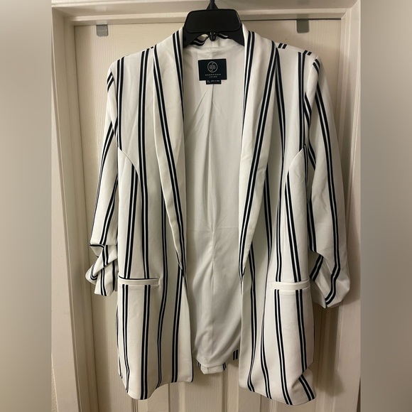 Boom Boom Jeans black & white striped Blazer ruched sleeves - Picture 2 of 6